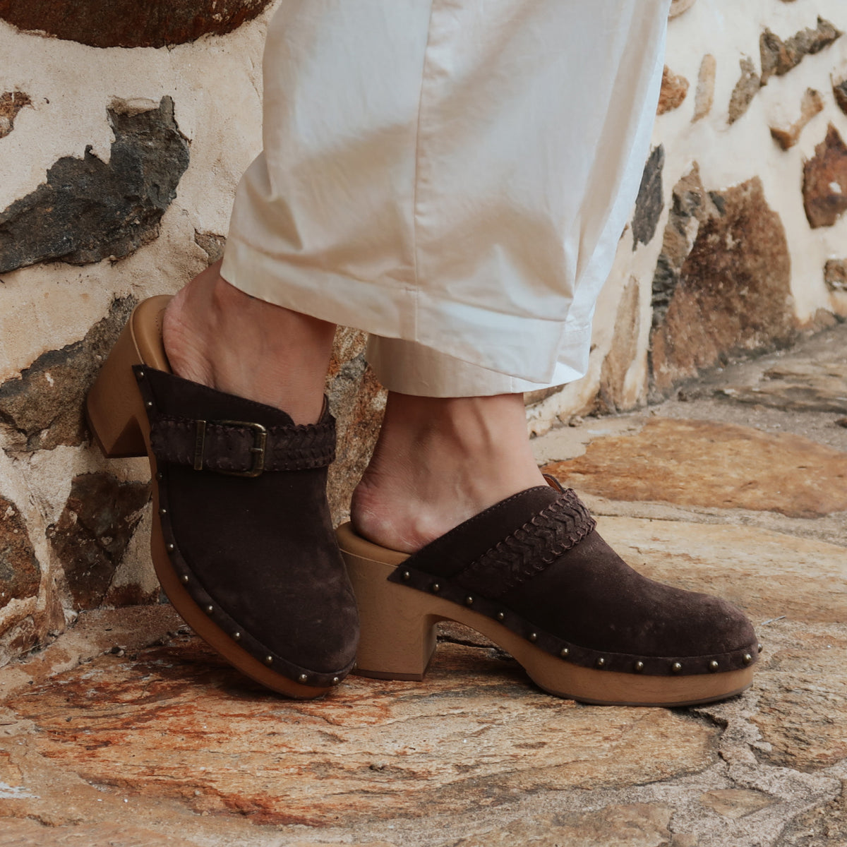 Gilly Heeled Suede Clogs